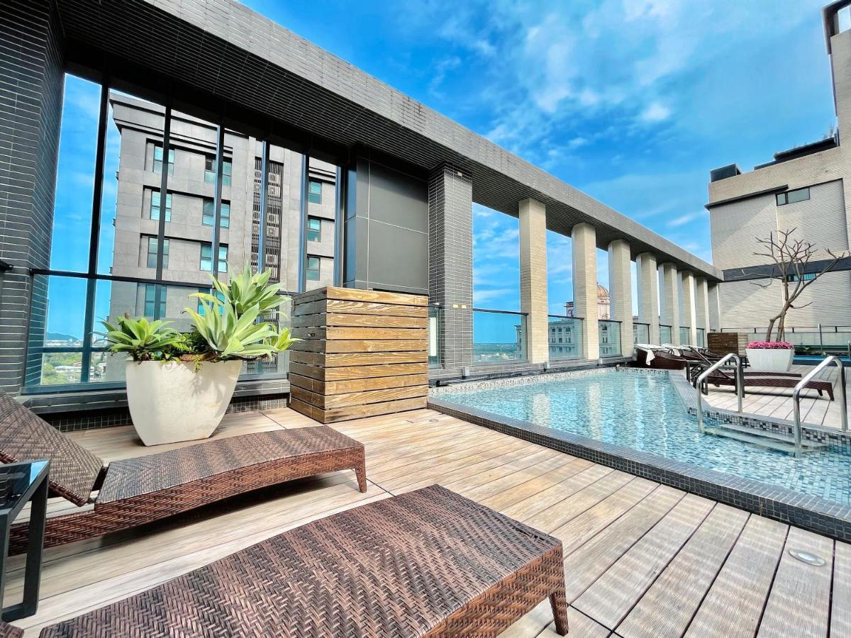 Vasty Jiaoxi Hotel Exteriör bild