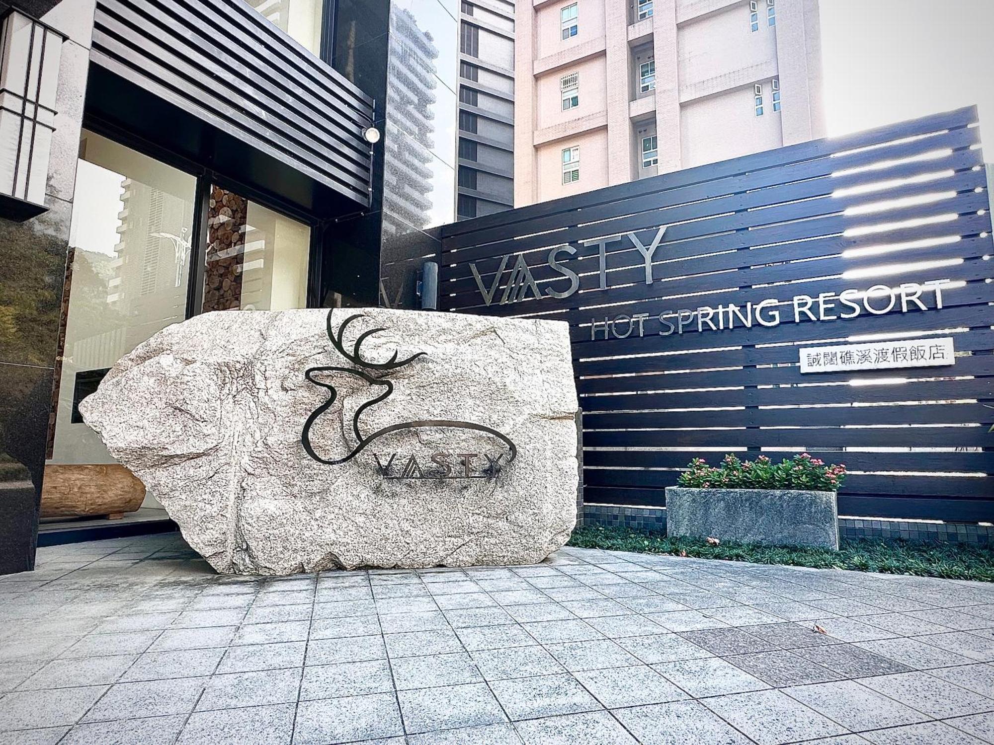 Vasty Jiaoxi Hotel Exteriör bild