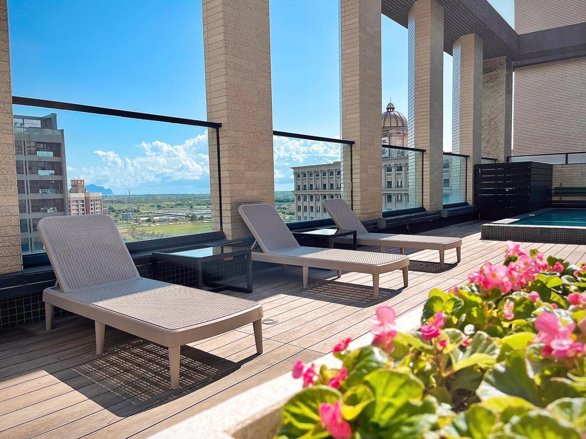 Vasty Jiaoxi Hotel Exteriör bild